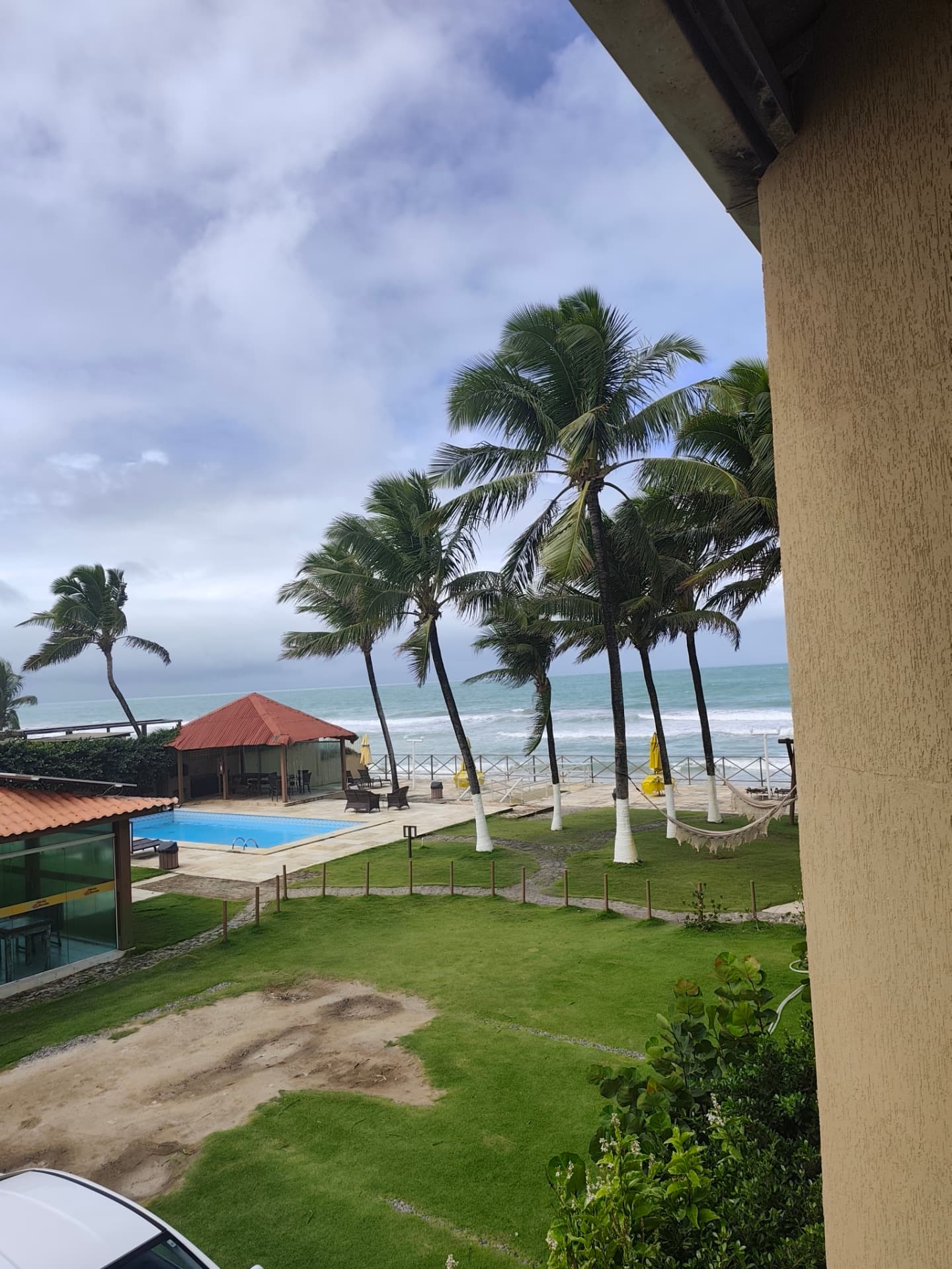 Suíte Superior Duplo P1 - vista mar e piscina